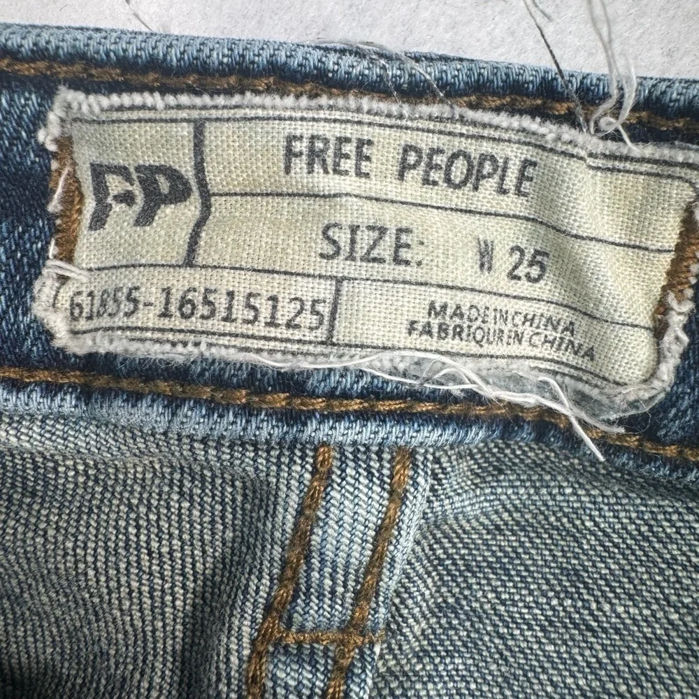 Free People Button Fly Skinny Jeans Womens Size 25 Medium Blue Mid Rise